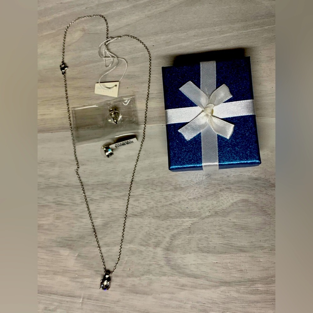 New Swarovski Swan Crystal Necklace & Matching Stud Earrings Set - Round Cut